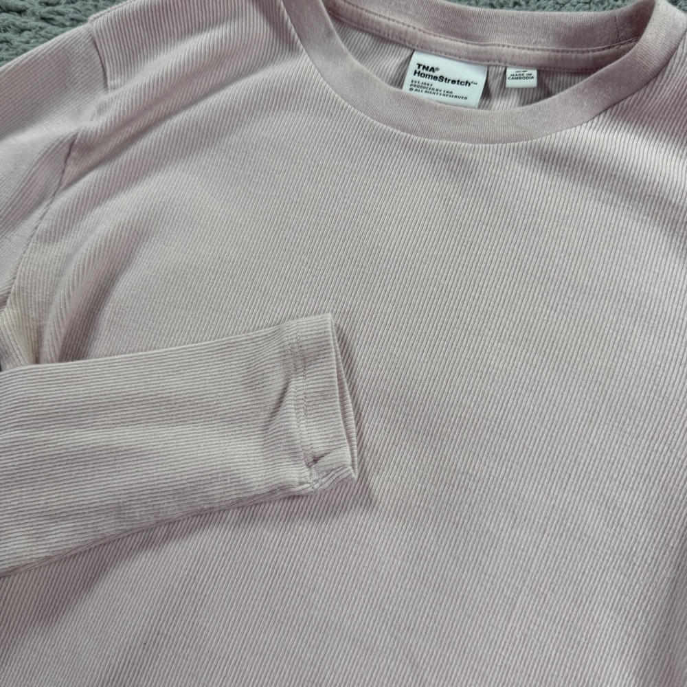 TNA Aritzia HomeStretch Ribbed Top Women XS Pink Excellent Long Sleeve Crewneck